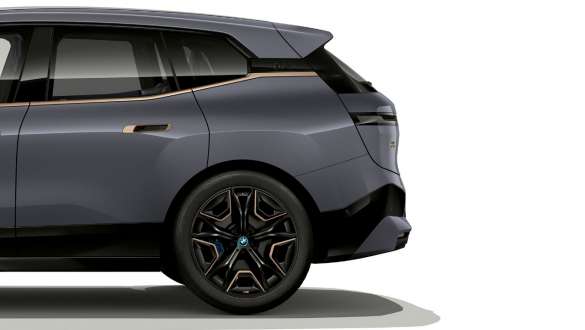 Integral Active Steering BMW iX M60 i20 2022 electric SUV electric car BMW iX M60 i20 2022 electric SUV BMW Individual Storm Bay metallic Integral Active Steering lateral rear view