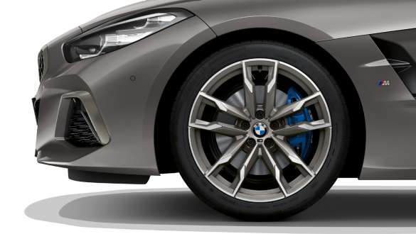 M Sport brake BMW Z4 M40i G29 M Sport brake BMW Z4 M40i G29 2019 BMW Individual Frozen Grey metallic side view alloy rim