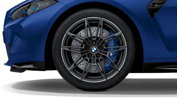19"/20" M forged wheels 825 M BMW M4 Competition Convertible with M xDrive G83 2021 BMW M4 Competition Convertible with M xDrive G83 2021 BMW Individual Frozen Portimao Blue metallic 19"/20" M forged wheels 825 M close-up