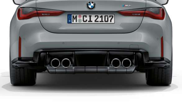 Tailpipe finishers in Chrome G82 2020 G82 2020 Tailpipe finishers in Chrome close-up