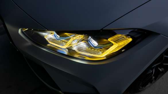 M Laserlight BMW M4 CSL G82 BMW M4 CSL G82 BMW Individual Frozen Brooklyn Grey metallic close-up M Laserlight