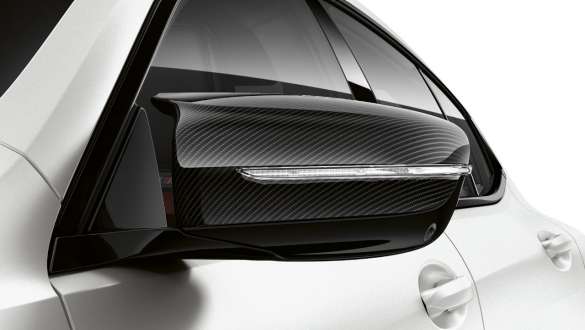 M Carbon exterior package BMW M8 Competition Coupé F93 LCI Facelift 2022 BMW M8 Competition Coupé F93 LCI Facelift 2022 M Carbon exterior package exterior mirror caps close-up