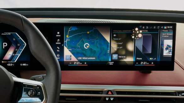 Intelligent Personal Assistant BMW ConnectedDrive Control Display Intelligent Personal Assistant BMW ConnectedDrive Control Display