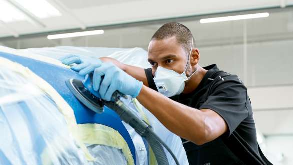 BMW Spot Repairs BMW Repair and Care BMW Repair and Care BMW Spot Repairs employee service workshop