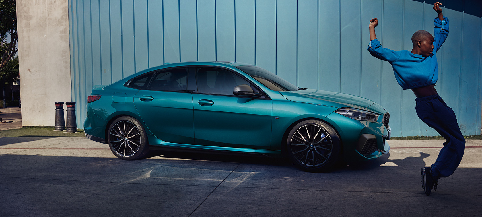 Accessories and Services for the BMW 2 Series Gran Coupé Accessories and Services for the BMW 2 Series Gran Coupé Snapper Rocks Blue metallic F44 side view