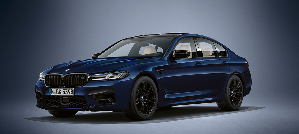 BMW Individual BMW M5 Sedan F90 LCI Facelift 2020 Tanzanite Blue metallic three-quarter front view BMW Individual BMW M5 Sedan F90 LCI Facelift 2020 Tanzanite Blue metallic three-quarter front view