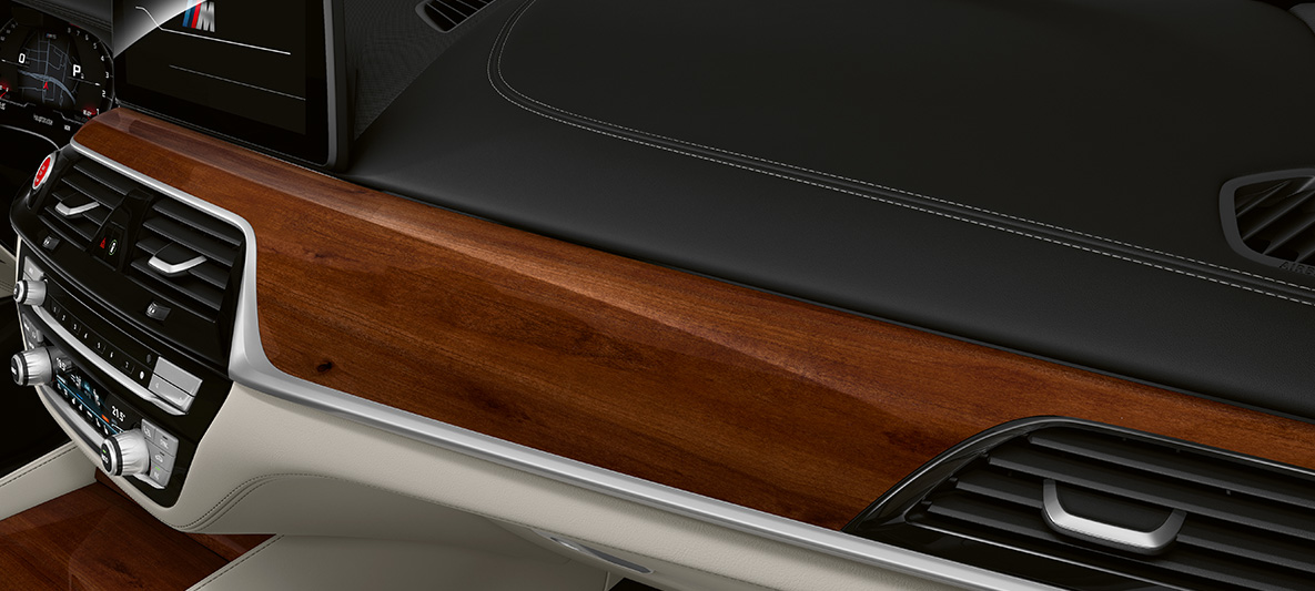 BMW Individual BMW M5 Sedan F90 2020 BMW Individual interior trim finishers piano finish Black BMW Individual BMW M5 Sedan F90 LCI Facelift 2020 BMW Individual interior trim finishers piano finish Black interior