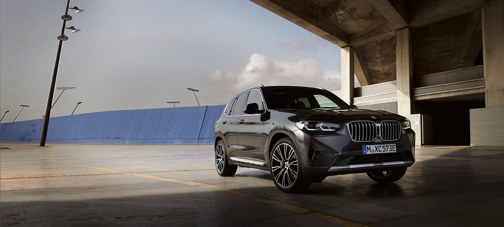 BMW X3 G01 Sophisto Grey 2021 BMW X3 G01 Sophisto Grey three-quarter front view in front of hangar 2021